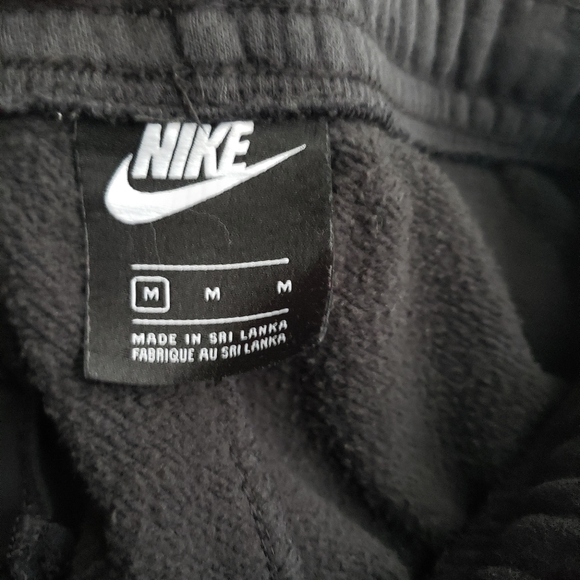 Nike joggers - Picture 3 of 4